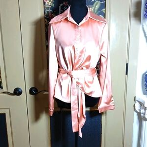 ✨ Peachy Rose Satin Asymmetrical Wrap Blouse Shell Buttons Chic  NWOT Mobwife